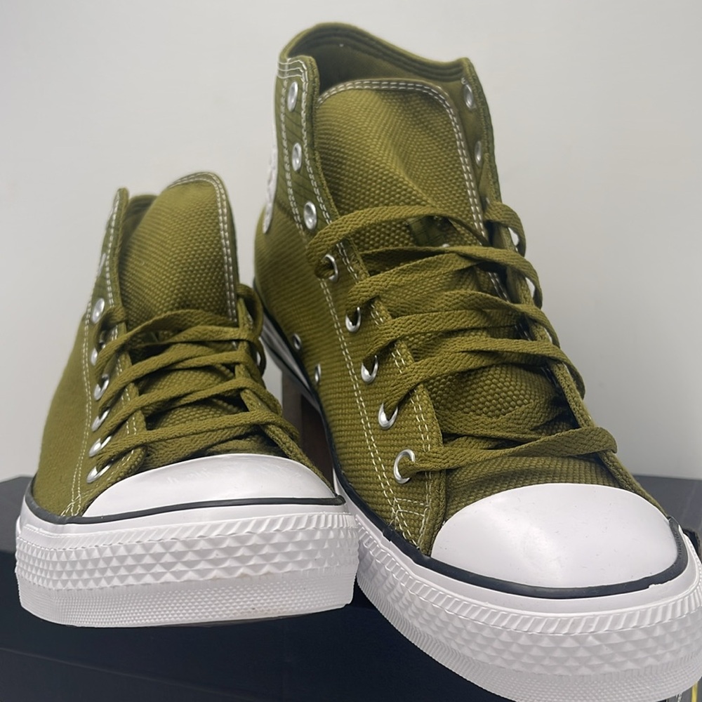 Converse Men’s Cls High-Tops A08553F
CTAS HI
FOREST BREVINTAGE CARGO 5
Sneakers - Picture 5 of 16